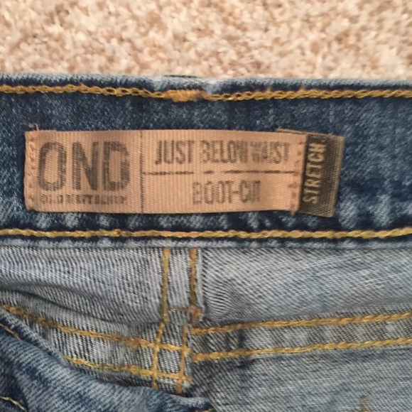 Women's Old Navy Jeans - Picture 3 of 5